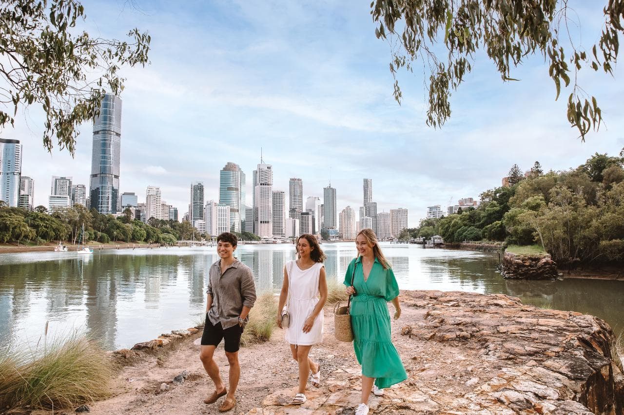 Brisbane city skyline and river views